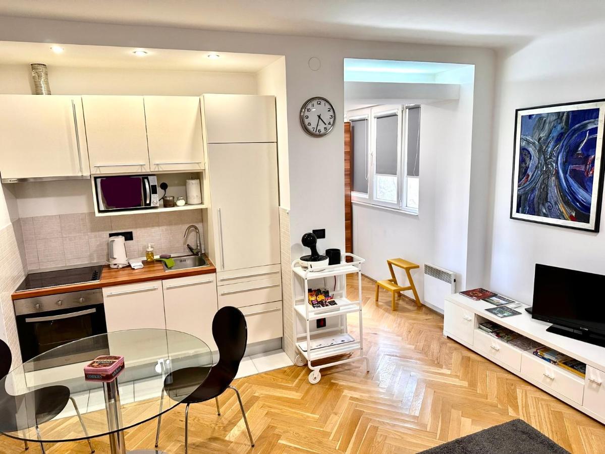 Apartments Mango Downtown Загреб Екстериор снимка
