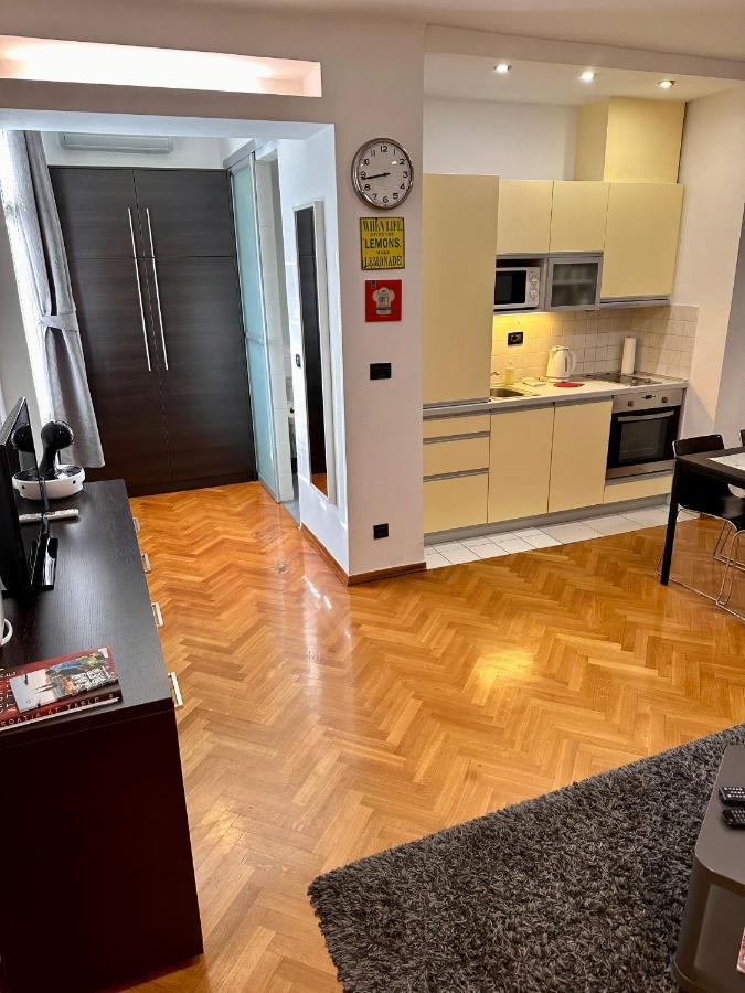 Apartments Mango Downtown Загреб Екстериор снимка